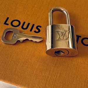 LOUIS VUITTON LOCK KEY PADLOCK AUTHENTIC /POLISHED